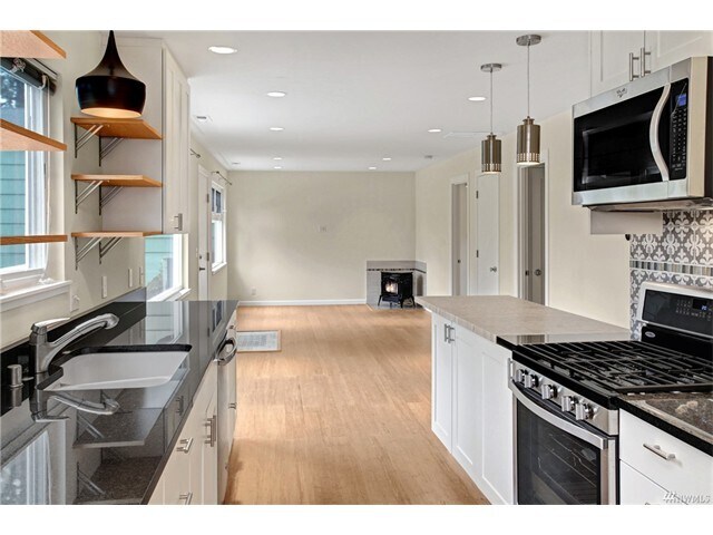 Foto del edificio - 14041 Palatine Ave N