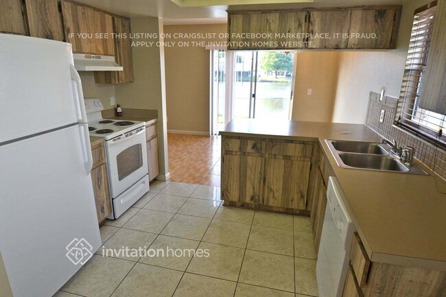 Foto del edificio - 7813 Chaperon Ct