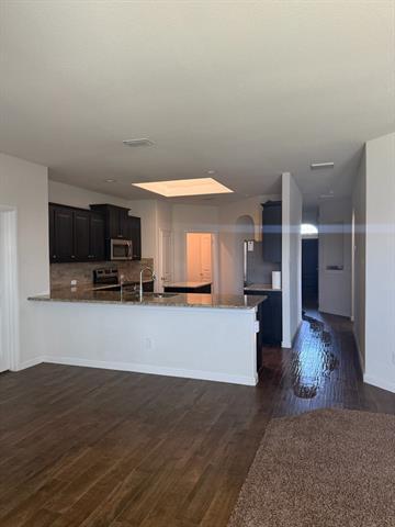 Foto del edificio - 573 Dunster Ln