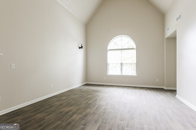 Foto del edificio - 477 Townsend Bend