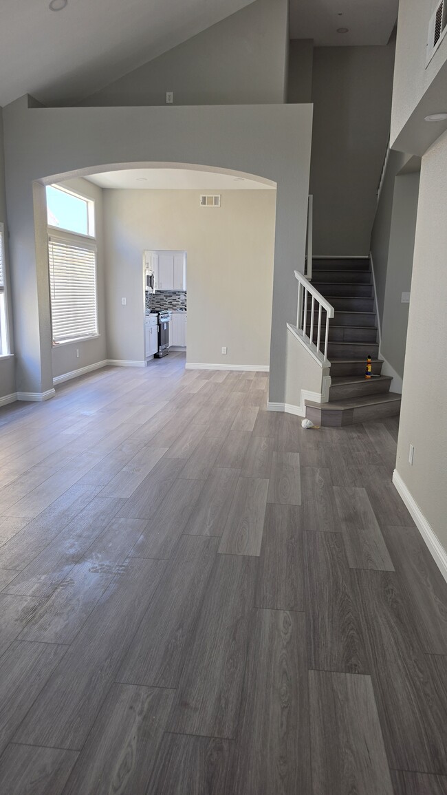 Building Photo - 15838 Fiddleleaf Rd