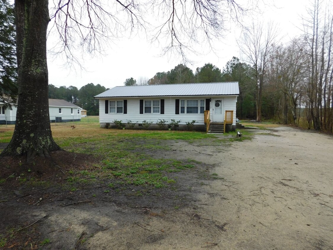 110 Murrrell Avenue - Cove City - Accepts... - 110 Murrrell  Avenue - Cove City - Accepts...