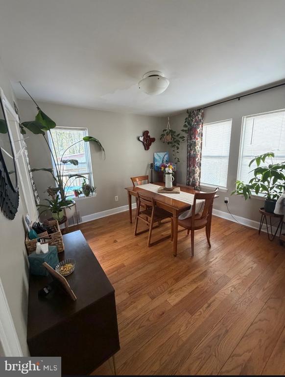 Foto del edificio - 131 E Ormond Ave