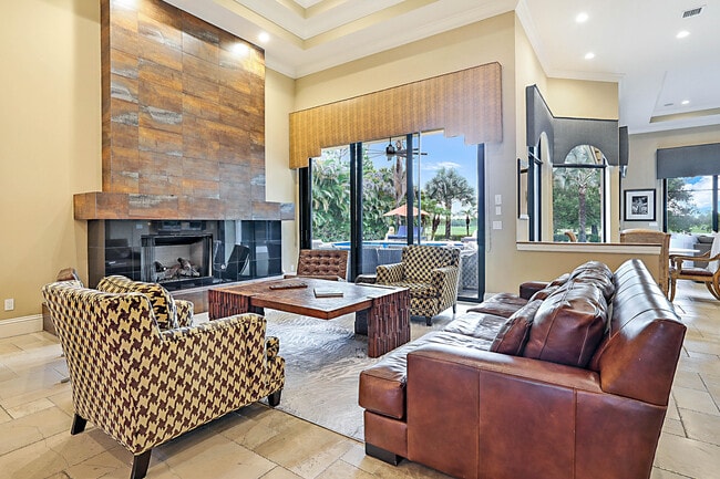 Foto del edificio - 18337 SE Old Trail Dr W