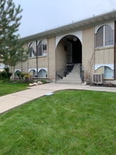 Building Photo - 466 E 1300 S