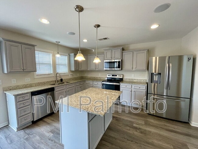 Building Photo - 1 Belle Ct