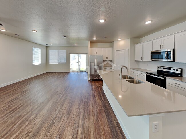 Foto del edificio - 2686 W 3290 S