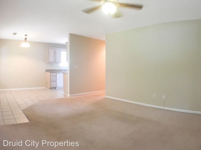 Building Photo - 3 br, 2 bath House - 1614 18th Ave E