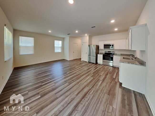 Building Photo - 2622 Senegal Wy