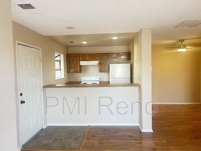 Building Photo - 2201 Kietzke Ln