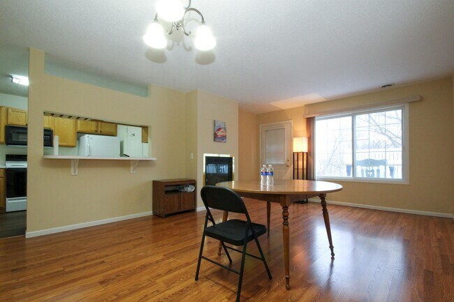 Foto del edificio - 1932 Kyle Way