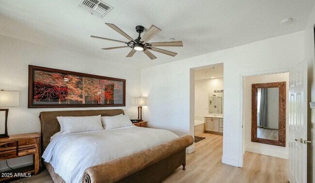 Foto del edificio - 2423 W Shadow Glen Ct