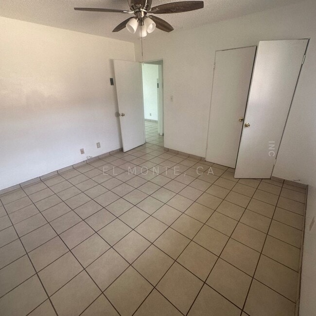 Building Photo - 1 bed/1bath apartment FOR RENT- 14520 Amar...