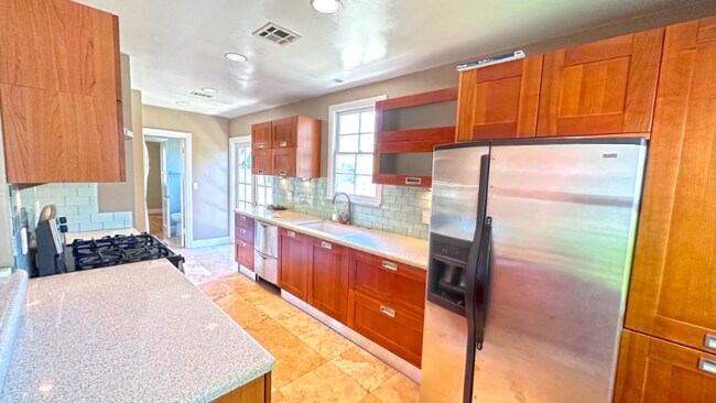 Foto del edificio - 13601 Morrison St