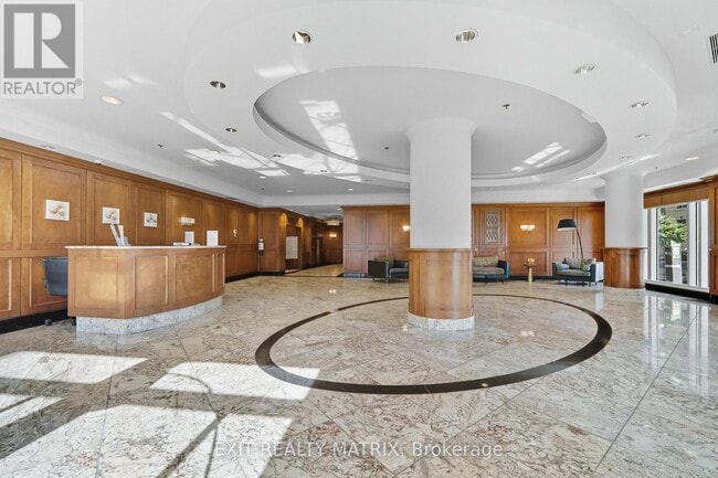 Building Photo - 195 Besserer St