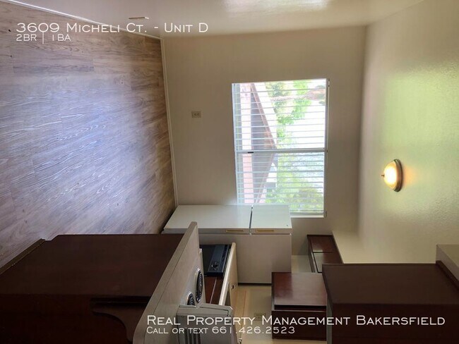 Building Photo - 3609 Micheli Ct Unit D