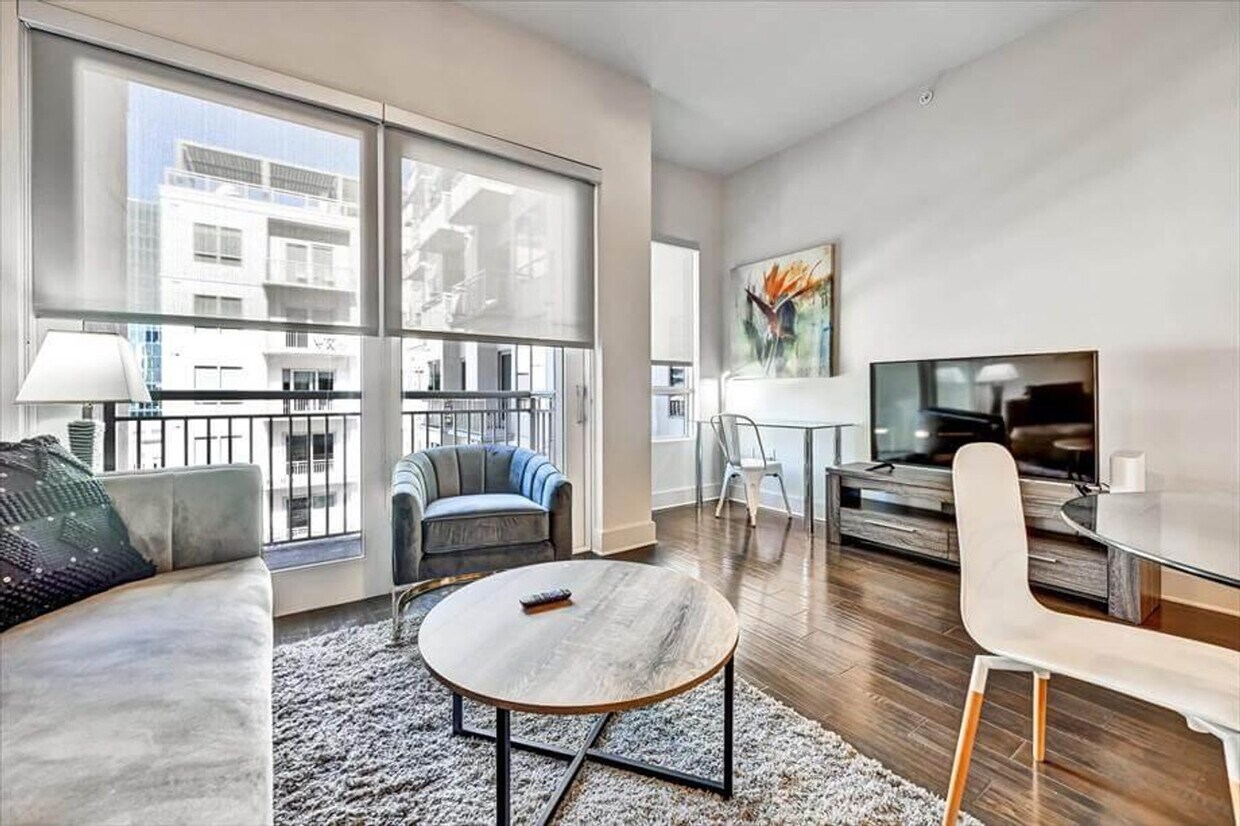 Foto principal - 606 1st Ave.