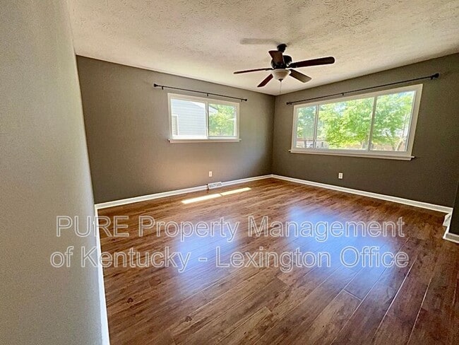 Building Photo - 3628 Bold Bidder Dr