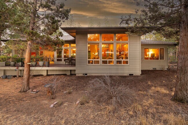 Foto del edificio - Move in special $1000 off first months ren...