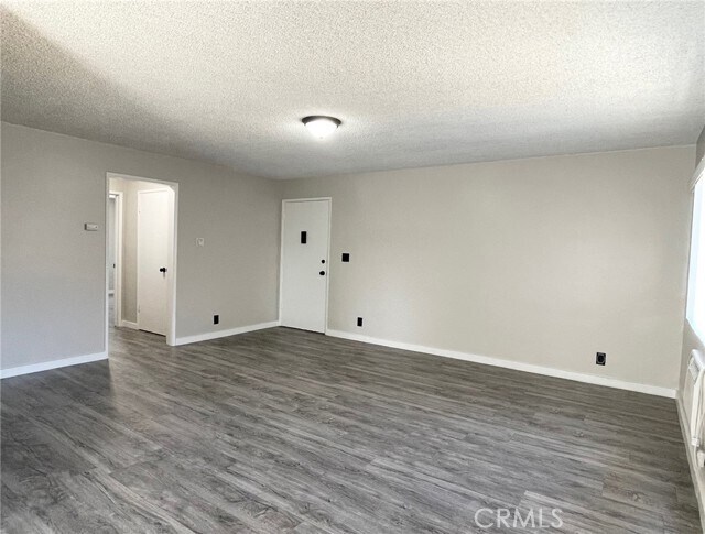 Foto del edificio - 433 Tyler Way