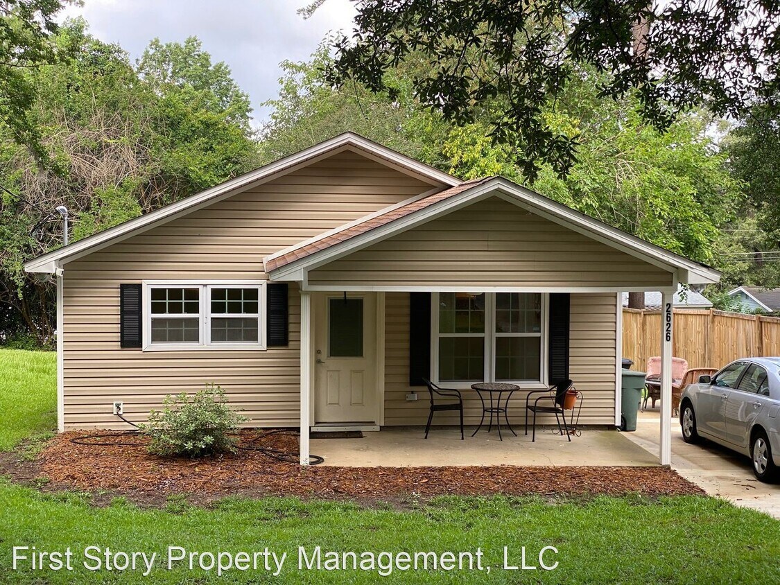 Primary Photo - 3 br, 2 bath House - 2626 Oak Lane Drive