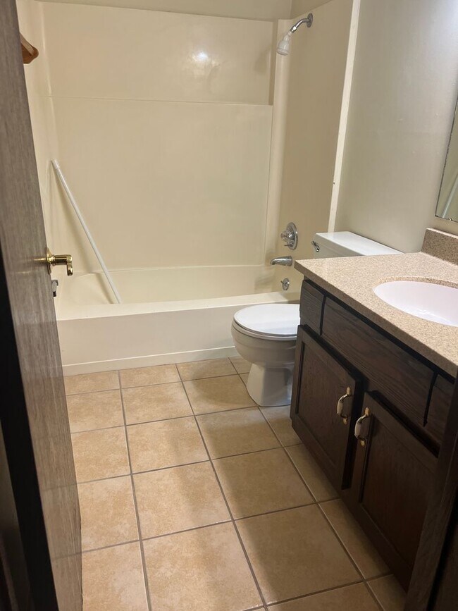 Foto del edificio - Tudor 3205