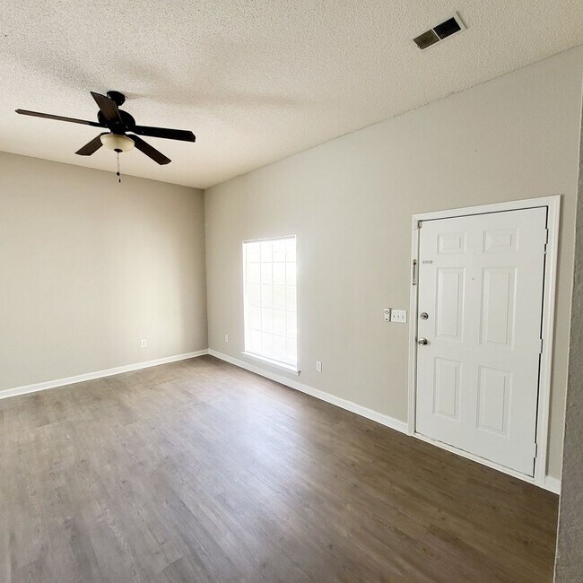 Foto del edificio - 511 Caddis Creek Rd