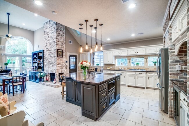 Foto del edificio - 7 Deer Lake Ct