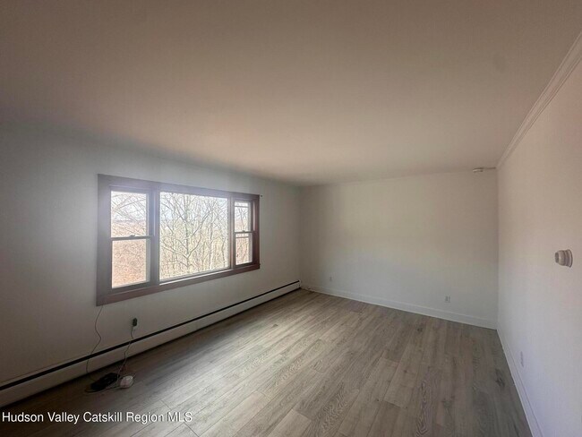 Foto del edificio - 6140 NY-9G