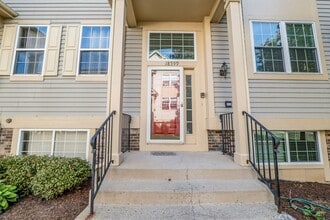 Building Photo - 18599 W Sterling Ct