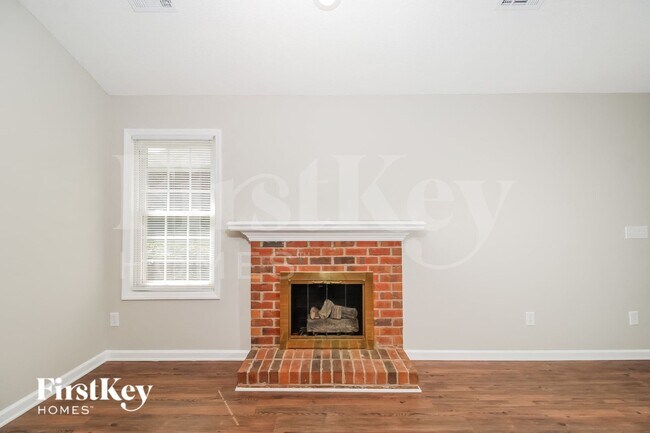 Foto del edificio - 4 Brandywine Cir