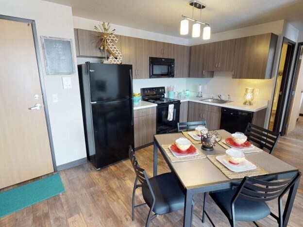 Curated visual reference: Sustainable Apartments With Community Orchard Reference: The Orchards Student Living At Nwtc Apartments In Green Bay