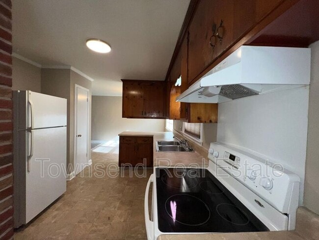 Foto del edificio - 3111 Morganton Rd