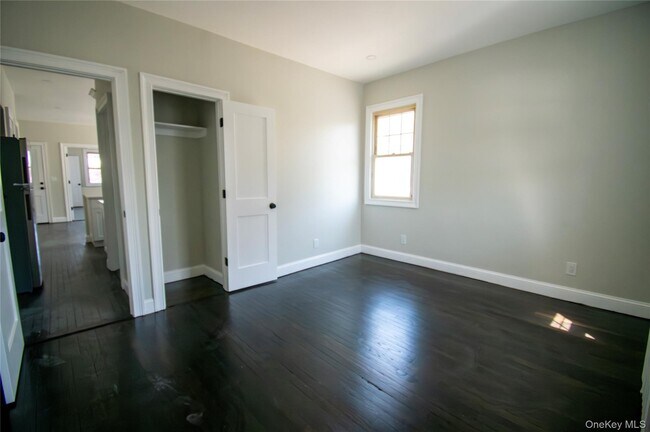 Building Photo - 840 Seaman Ave