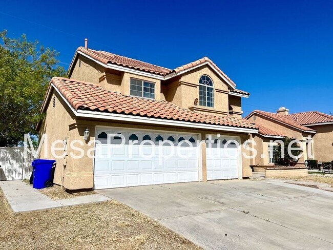Foto del edificio - 12530 High Desert Rd