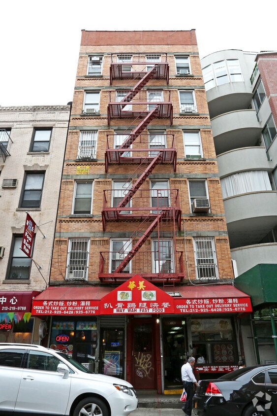 Building Photo - 190 Hester St
