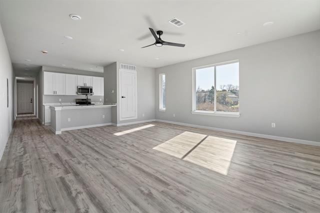 Foto del edificio - 948 Corinth St