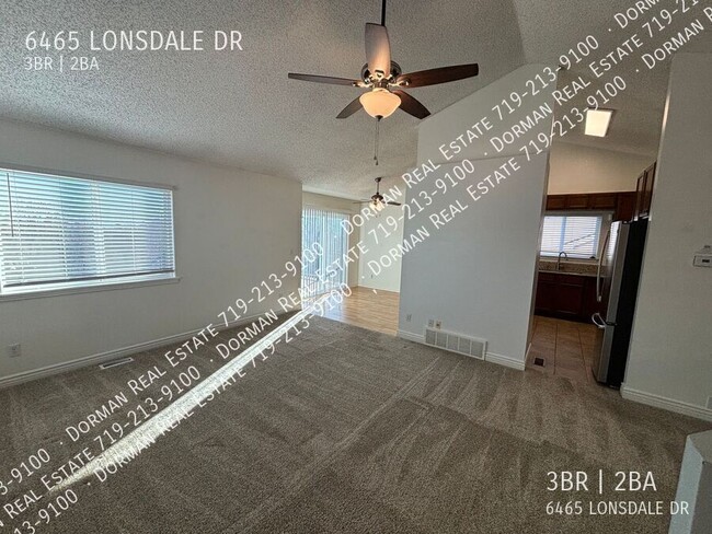 Photo - 6465 LONSDALE DR- House
