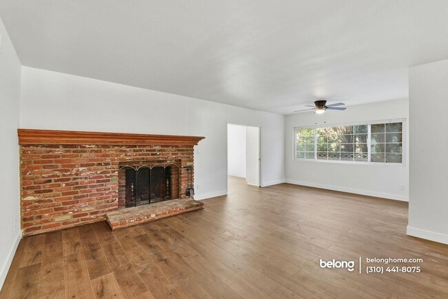 Foto del edificio - 6539 Petit Ave