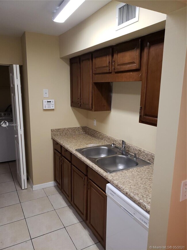 Building Photo - 2860 NW 55th Ave
