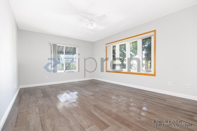 Foto del edificio - 10959 Bali Ln