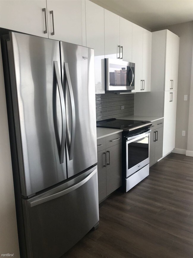 Building Photo - 3 br, 2 bath Apartment - 6 Marginal St # 506