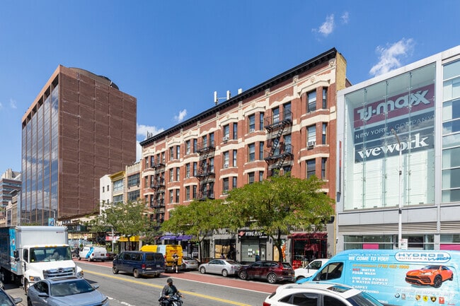 Building Photo - 14 E 125th St