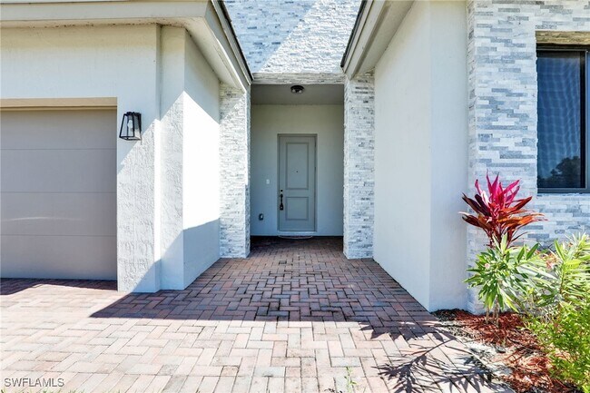 Building Photo - 5324 Marano Dr