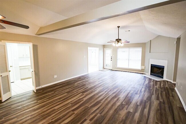Building Photo - 17427 Hamilwood Dr