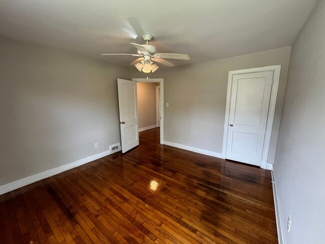 Photo - 3406 Cutshaw Ave Apartment