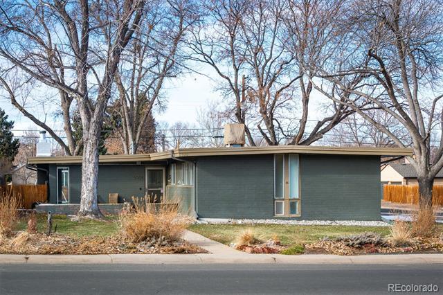 Building Photo - 5001 S Clarkson St