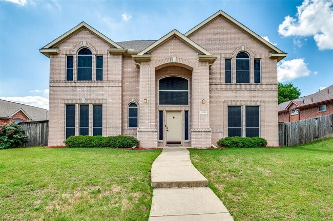 Large 4 Bedroom Home in High Pointe! - Large 4 Bedroom Home in High Pointe!