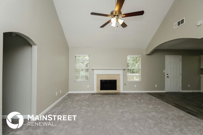Building Photo - 7495 Royale Ct