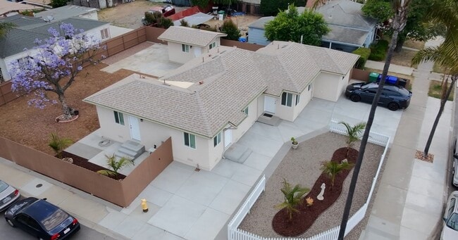 Building Photo - 4404 Logan Ave